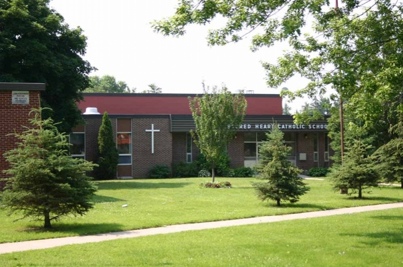 Sacred Heart Catholic School | 31 Ski Club Ln, Batawa, ON K0K 1E0, Canada | Phone: (613) 398-6393