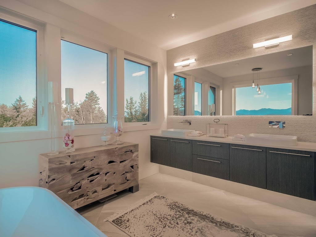 L!VE Hometours | 14821 Hardie Ave, White Rock, BC V4B 2H6, Canada | Phone: (604) 719-2819