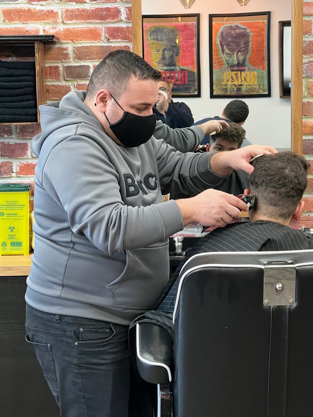 Mr. Barber Leduc | 5310 Discovery Way Unit 6, Leduc, AB T9E 8L9, Canada | Phone: (780) 612-0092