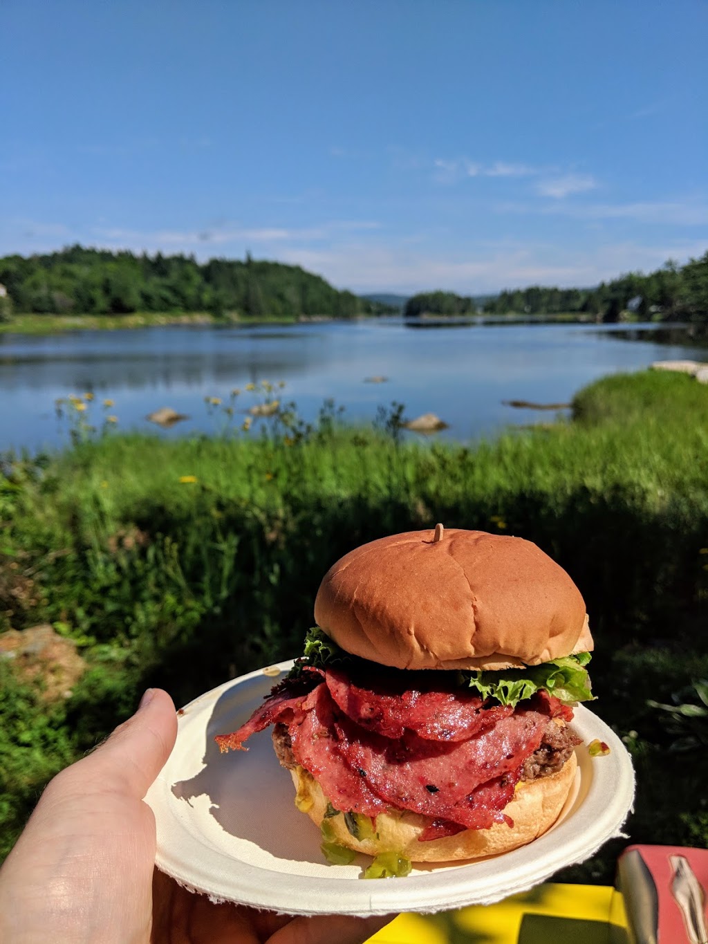 White Sails Bakery & Deli | 12930 Peggys Cove Rd, Tantallon, NS B3Z 2K4, Canada | Phone: (902) 826-1966