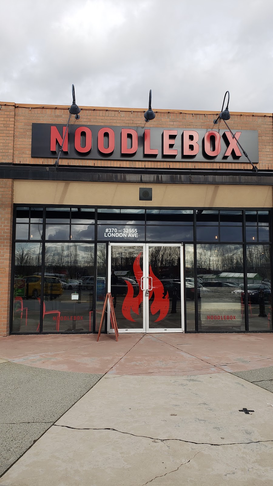 Noodlebox | 32555 London Ave, Mission, BC V2V 6M7, Canada | Phone: (604) 814-6339