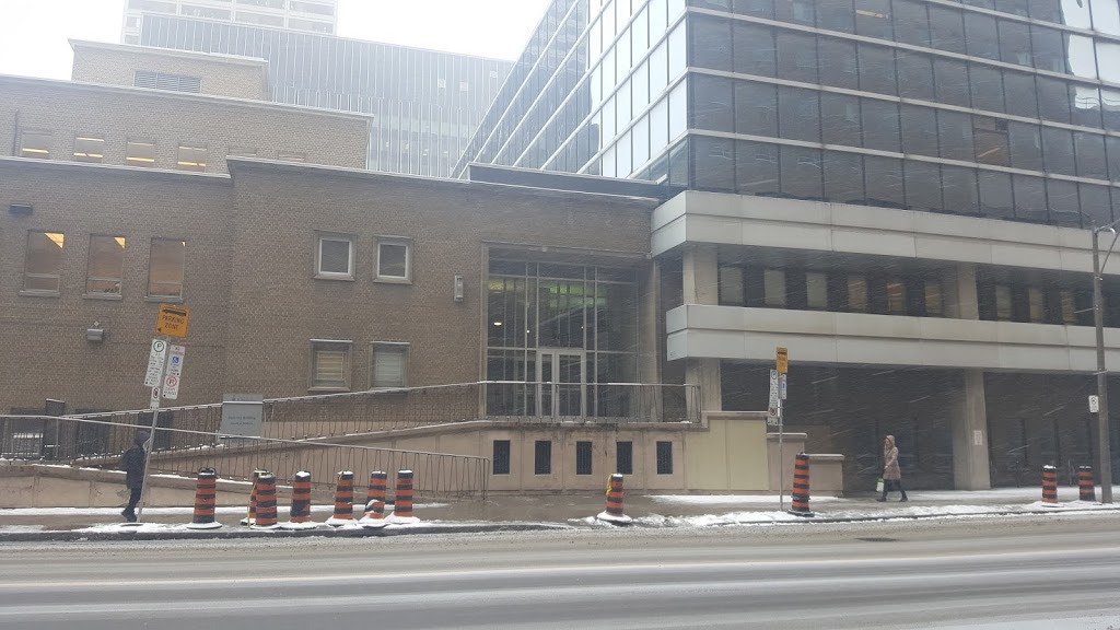 The University of Toronto Oral and Maxillofacial Surgery | 124 Edward St, Toronto, ON M5G 1G6, Canada | Phone: (416) 864-8000