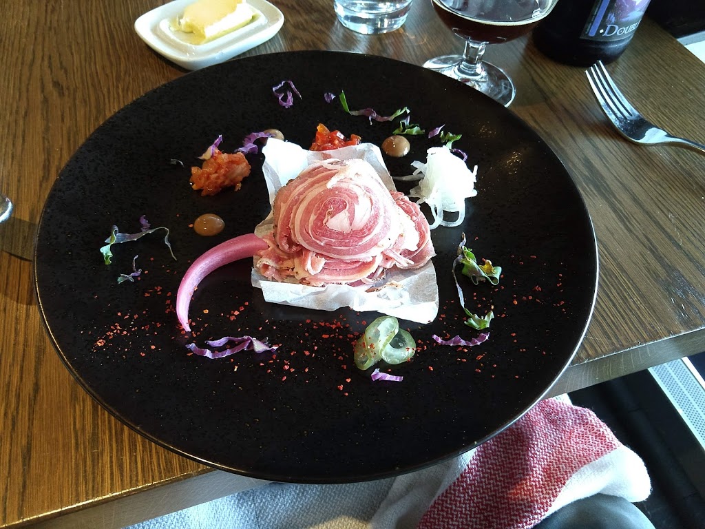 Restaurant Le Bercail | 50 Rue de la Ferme, Baie-Saint-Paul, QC G3Z 0G2, Canada | Phone: (844) 240-4700