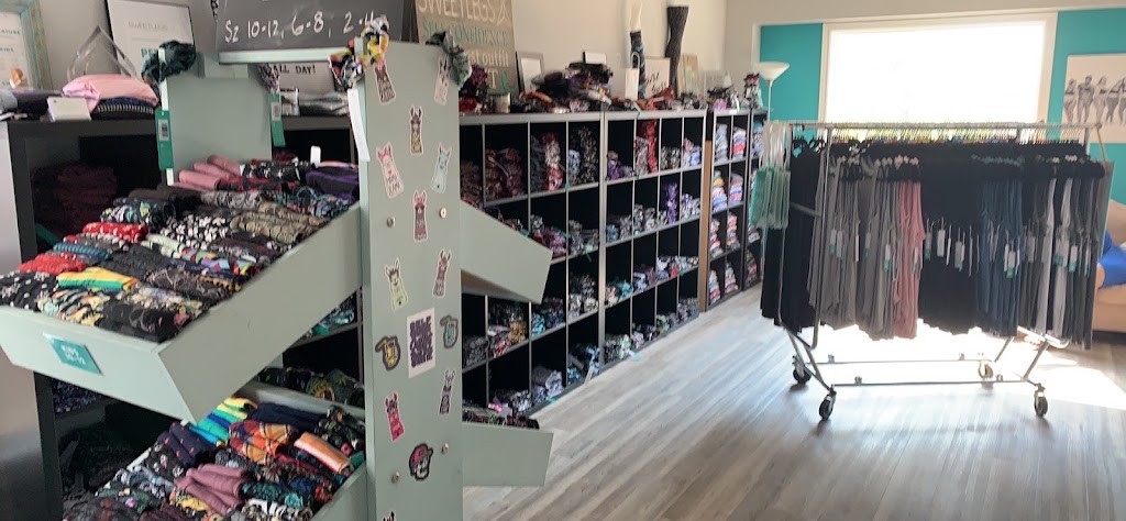 SweetLegs Cambridge with Tracey | 16 Hamer Crescent, Cambridge, ON N3C 4M2, Canada | Phone: (519) 221-8722