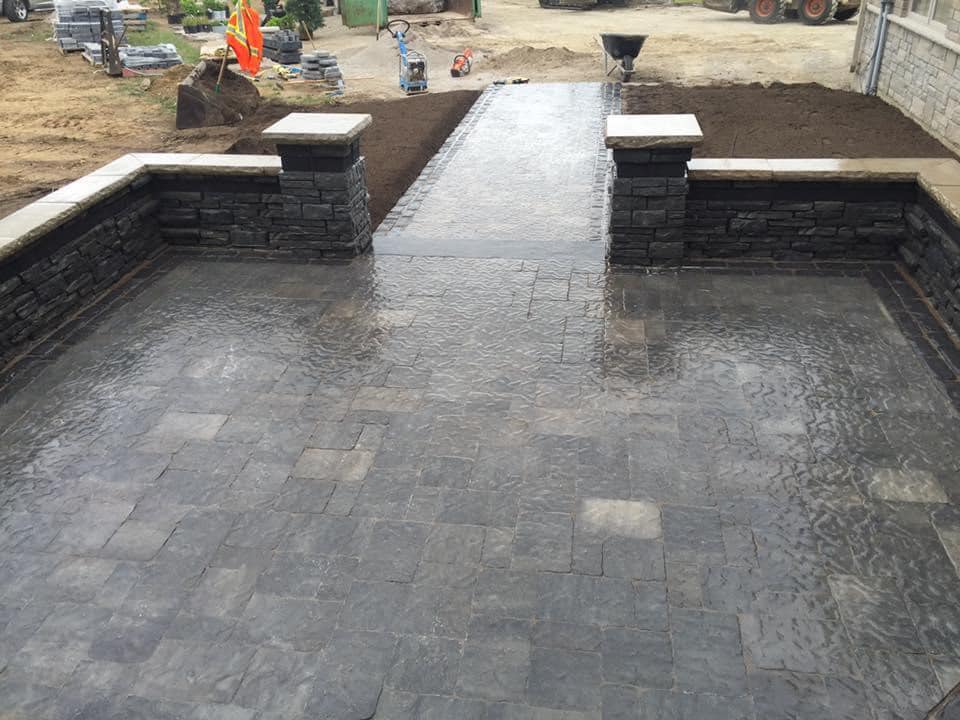 Mint Construction Projects | 14 Dundas St W, Paris, ON N3L 1E8, Canada | Phone: (226) 938-7891