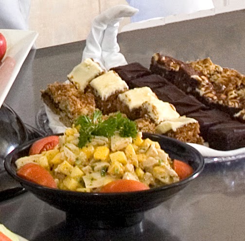 Ariels Homestyle Catering | 875 Main St, Dartmouth, NS B2W 3V2, Canada | Phone: (902) 405-3765