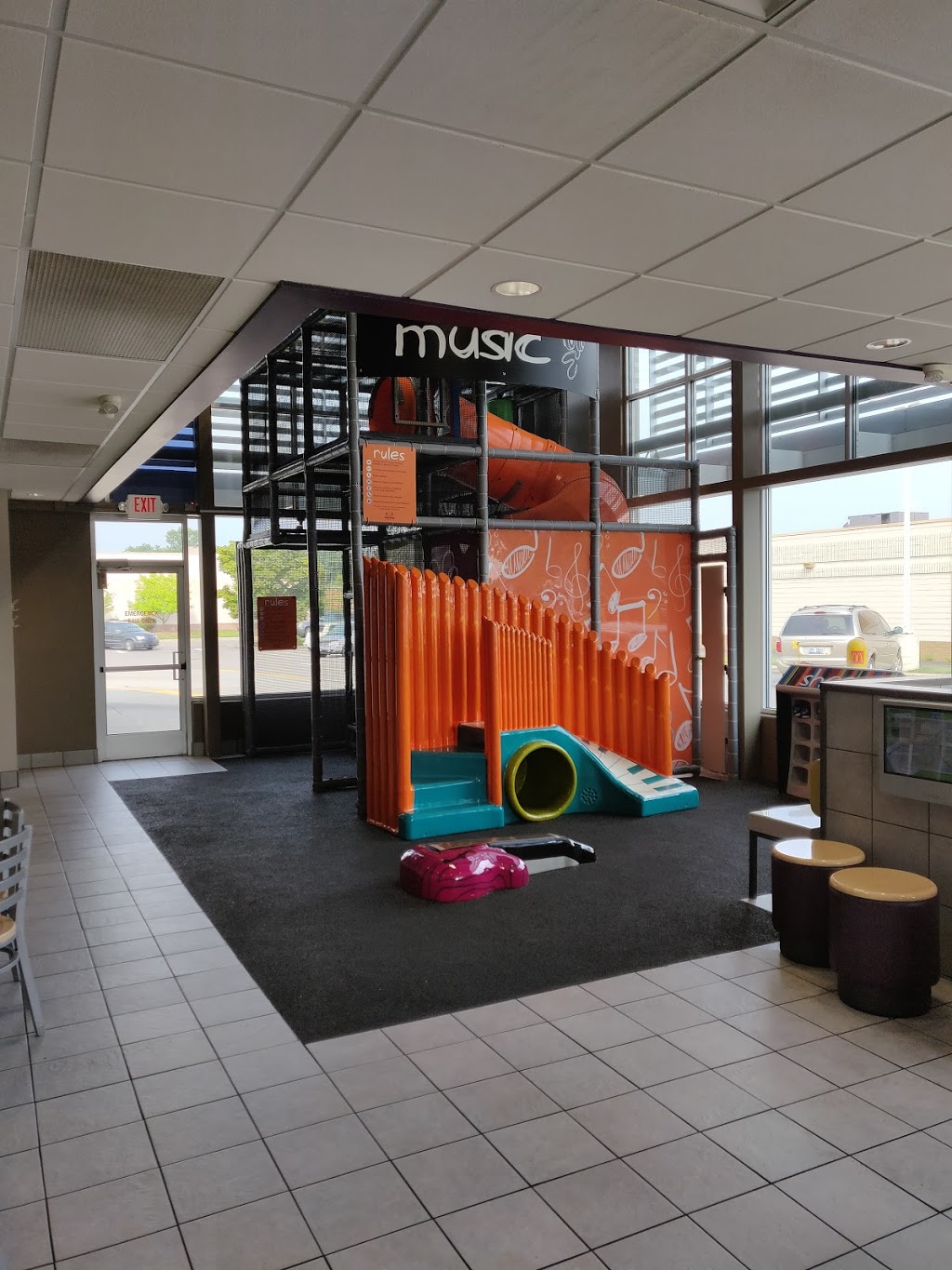 McDonalds | 4155 24th Ave, Fort Gratiot Twp, MI 48059, USA | Phone: (810) 385-9080