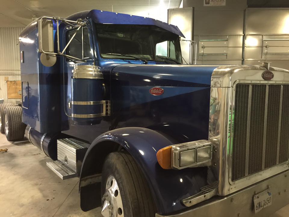 S&S Paint Works | 74 Suburban Ave, Guelph, ON N1E 6B5, Canada | Phone: (519) 265-1373