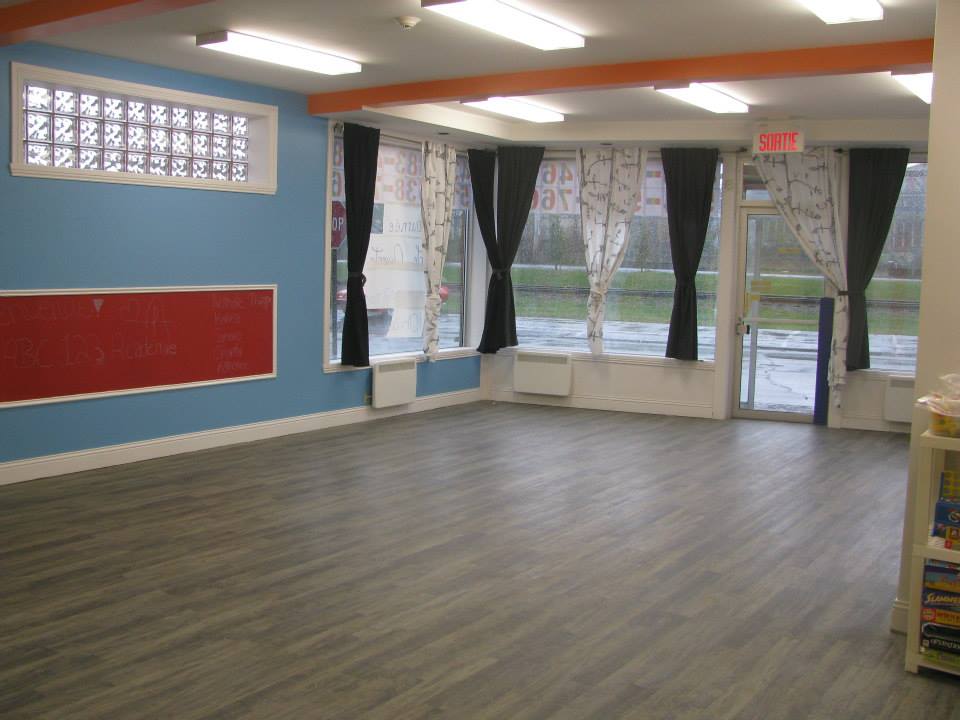 Garderie Île Coco | 400 Rue Victoria, Lachine, QC H8S 1Y5, Canada | Phone: (514) 574-4695