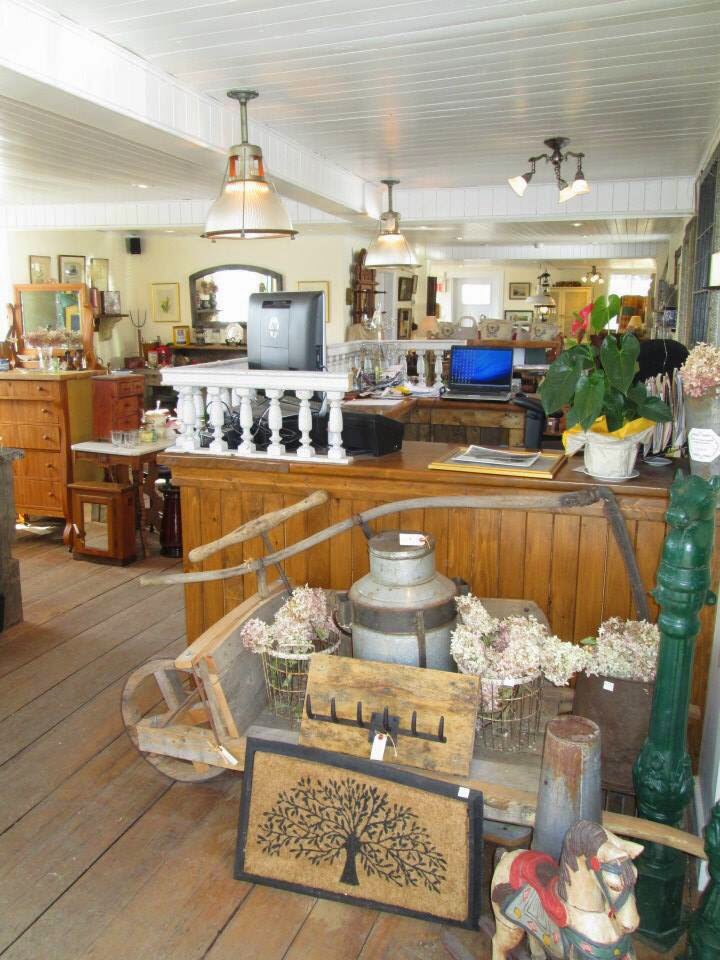 Sykes & McGee Antiquités et Déco-Vintage- Chalk Paint by Annie Sloan-Savonnerie Artisanale-Cantons de L’Est- Eastern townships | 3 Chemin Mccurdy, West Brome, QC J0E 2P0, Canada | Phone: (450) 776-0982