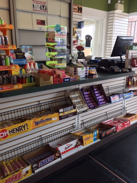 Lowest Price Gas Cafe & convince | 196 Steeles Ave E, Brampton, ON L6W 2V7, Canada | Phone: (905) 216-5459