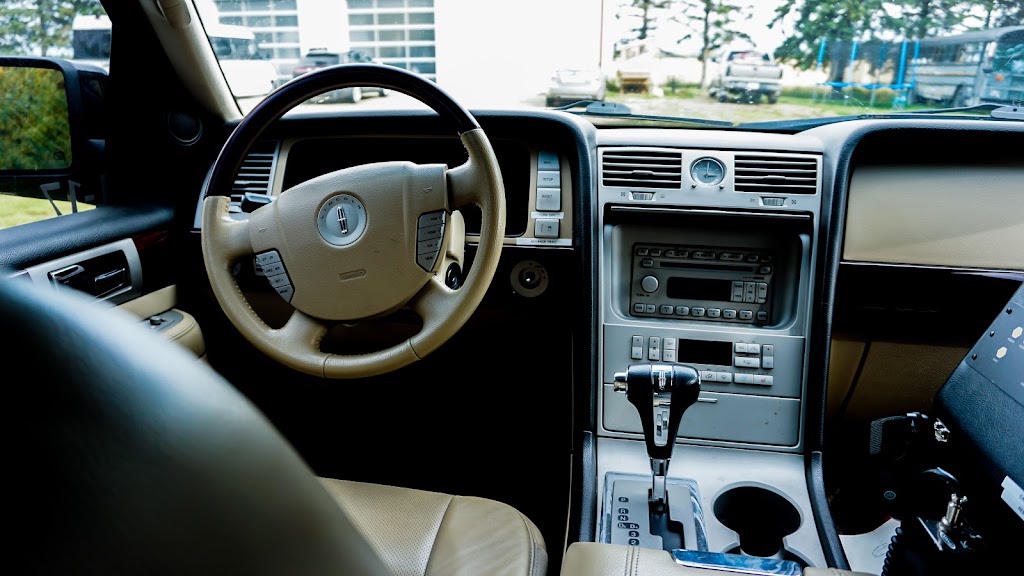 A Limo & Sedan Service | 5406 Prairie Ridge Ave, Blackfalds, AB T0M 0J0, Canada | Phone: (403) 357-9398