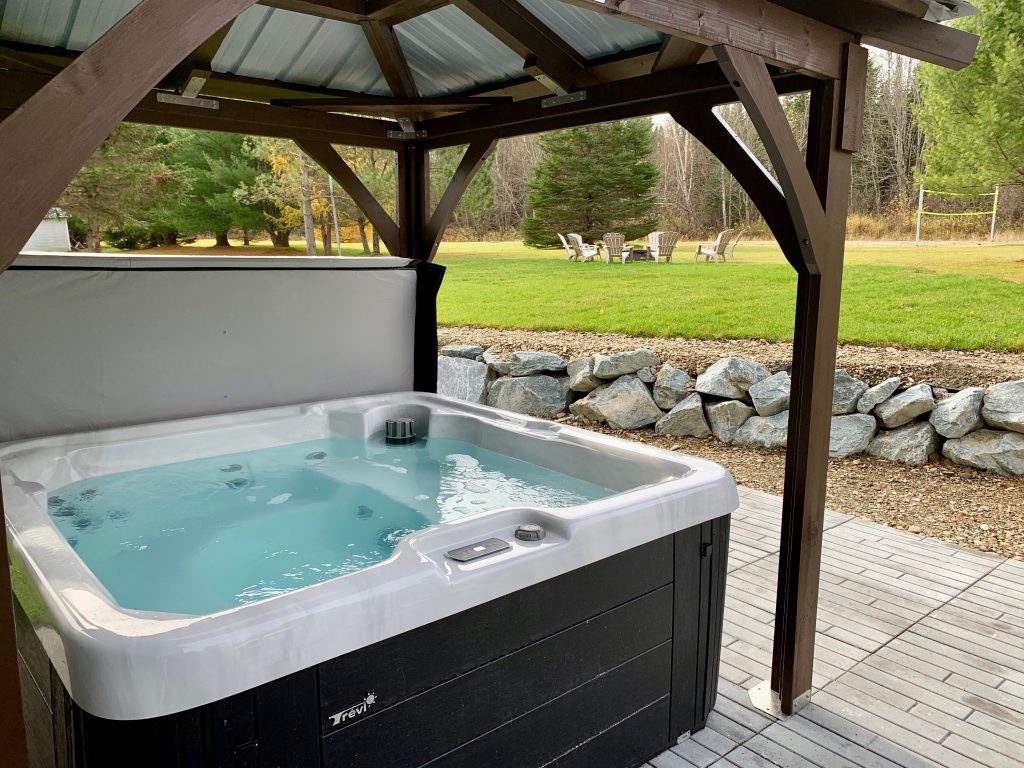 Les Chalets Frontenac | de, 586 10e Rang E, Sainte-Françoise, QC G0S 2N0, Canada | Phone: (418) 808-8320