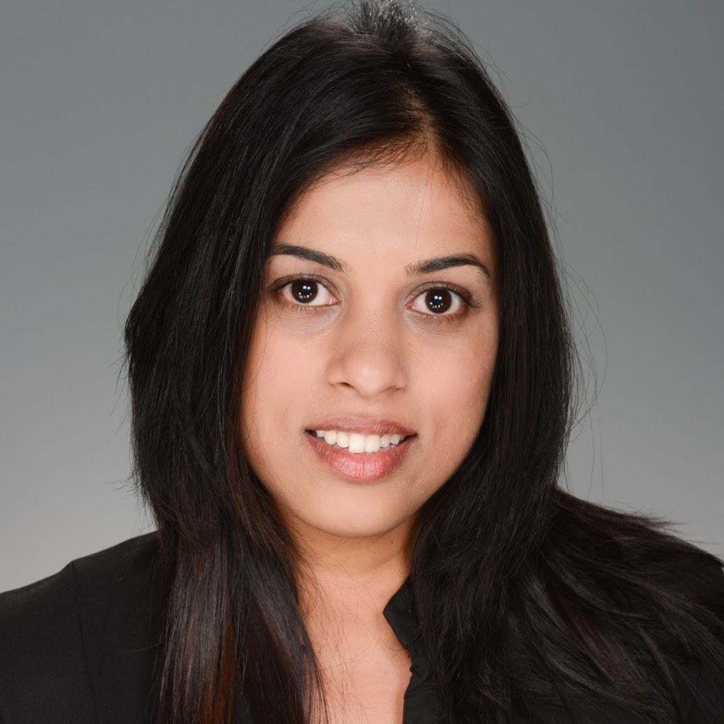 Mini Real Estate | 821 Bovaird Dr W, Brampton, ON L6X 0T9, Canada | Phone: (416) 894-2513
