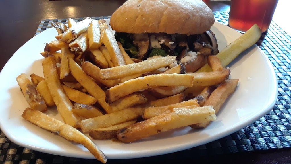 Jack Devines Irish Pub | 4170 Southwestern Blvd, Orchard Park, NY 14127, USA | Phone: (716) 649-9190