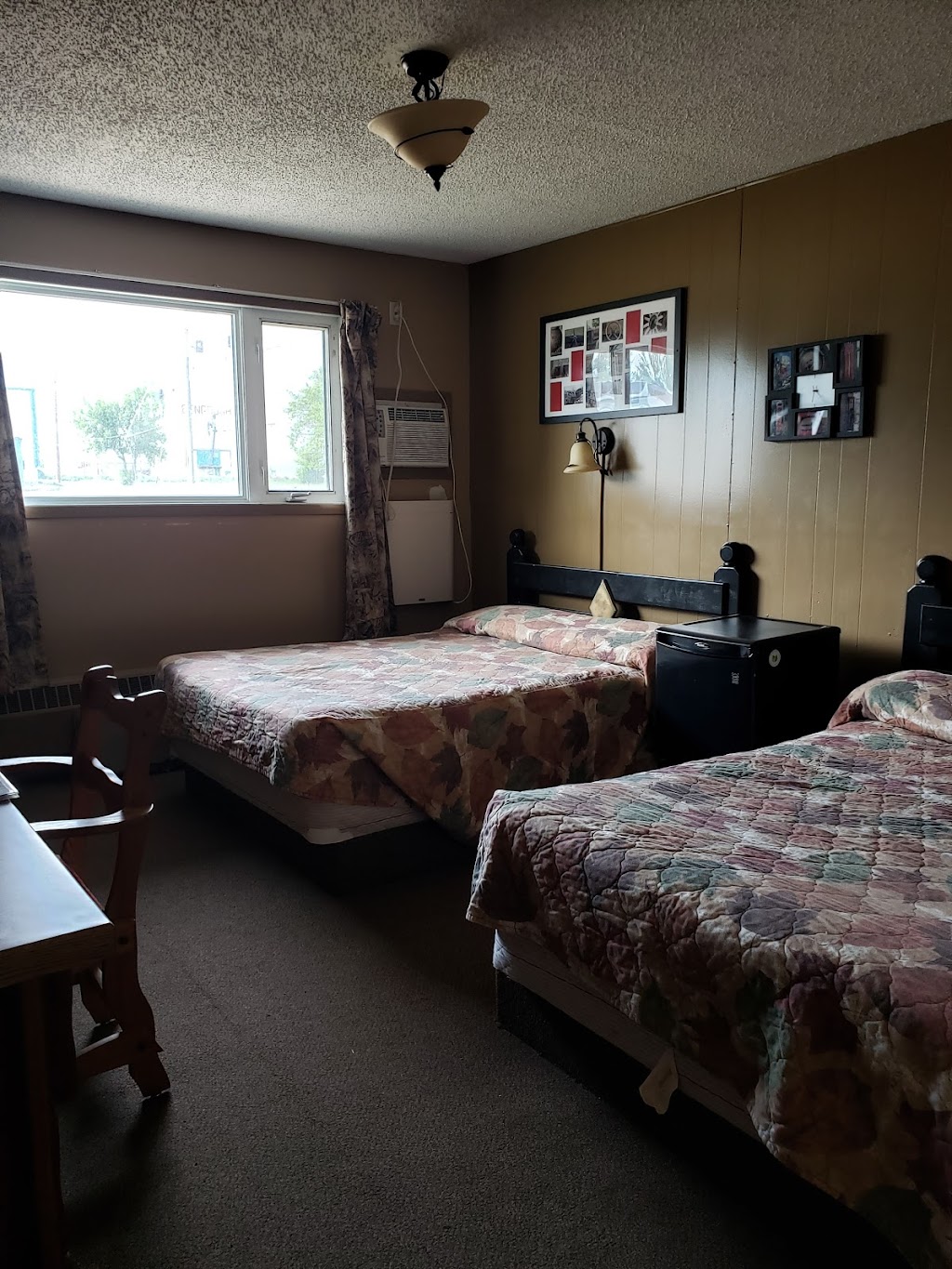 Big Muddy Inn | 170 Main St, Bengough, SK S0C 0K0, Canada | Phone: (306) 268-2175
