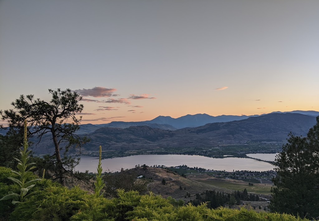 The Newton Observatory Bed & Breakfast | 1270 BC-3, Osoyoos, BC V0H 1V6, Canada | Phone: (250) 495-6745