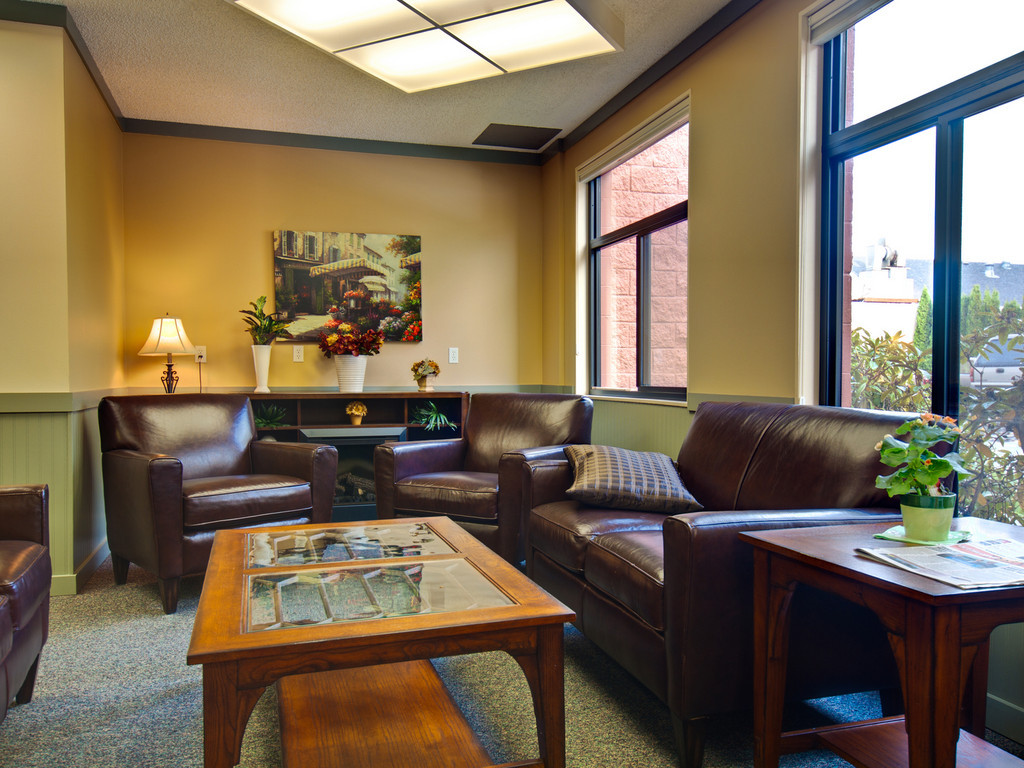 Marrion Village | 1968 Bee St, Victoria, BC V8R 6P6, Canada | Phone: (250) 592-2231