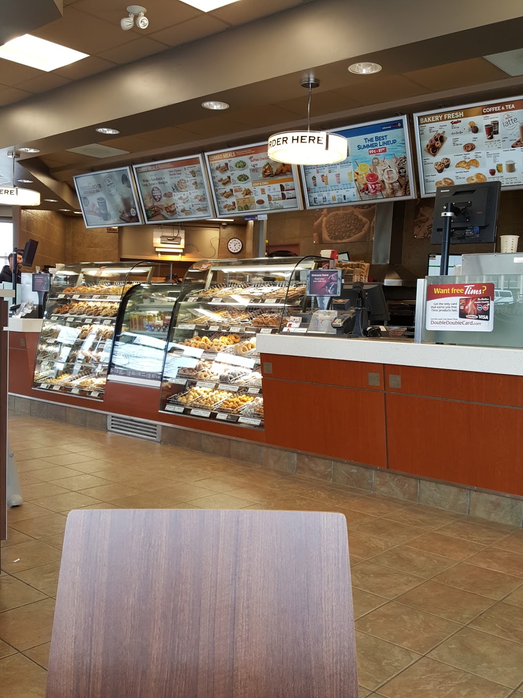 Tim Hortons | 713 King St E, Gananoque, ON K7G 1H6, Canada | Phone: (613) 382-1546