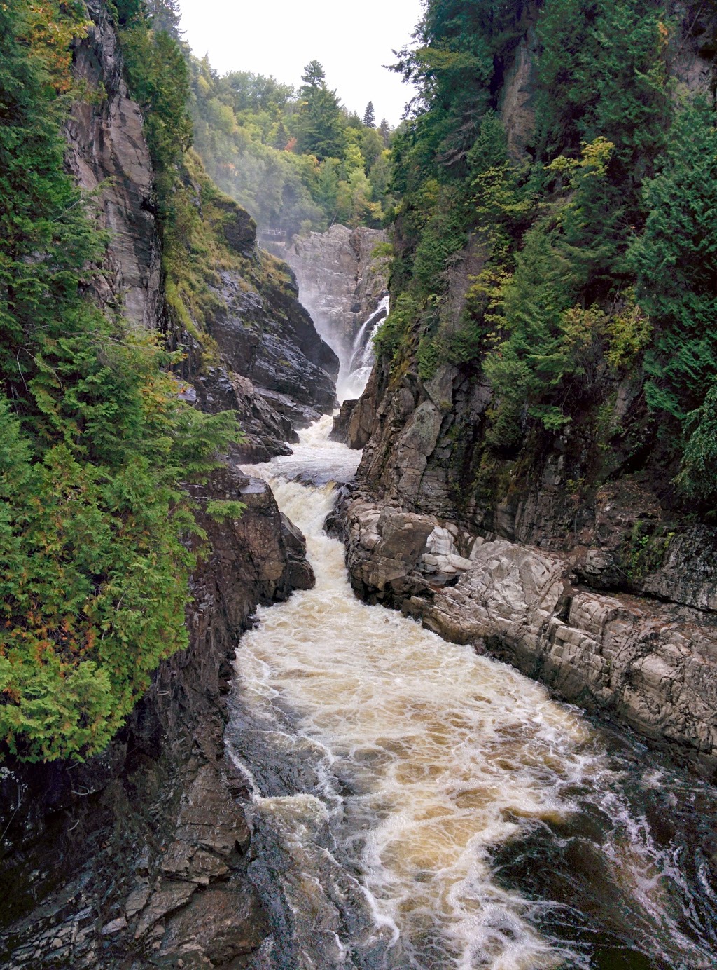 Residence Du Patrimoine | Chemin les Chutes Ste Anne, Beaupré, QC G0A 1E0, Canada | Phone: (418) 871-1161