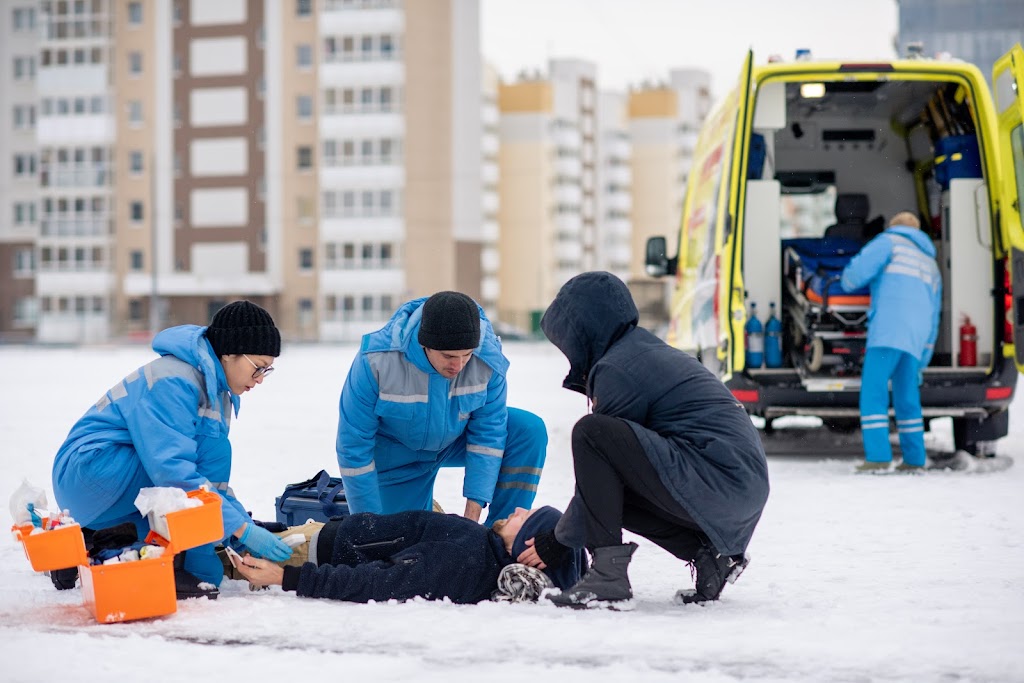 Calgary First Aid Training Certified | 139 Oakside Rd SW Suite 2C, Calgary, AB T2V 4H7, Canada | Phone: (403) 214-1558