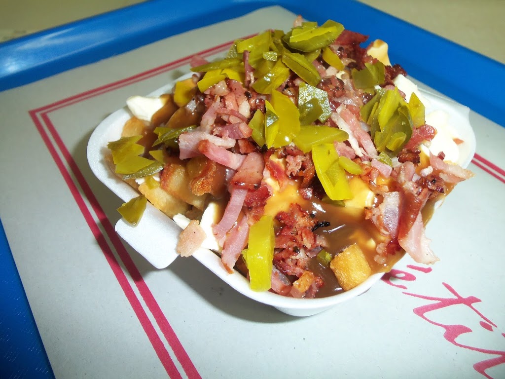 casse-croute du Faubourg | 946 Rue de lÉglise, Saint-Antoine-de-Tilly, QC G0S 2C0, Canada | Phone: (418) 886-2000