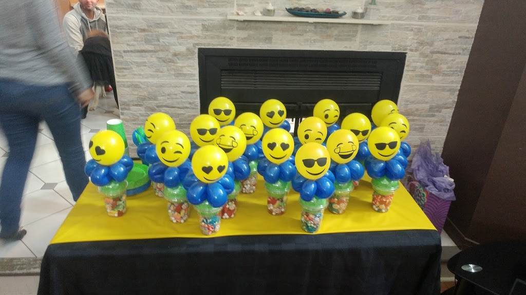 Clown Confée-ti | 74 Rue de lAnse, LÉpiphanie, QC J5X 3R9, Canada | Phone: (450) 591-1217