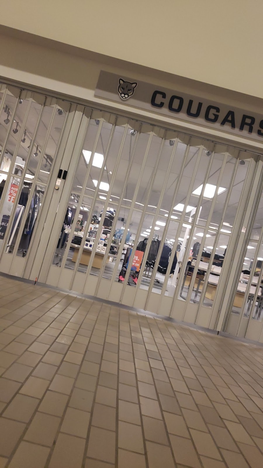 Cougars Campus Store | 4825 Mt Royal Gate SW, Calgary, AB T3E 6K6, Canada | Phone: (403) 440-6300