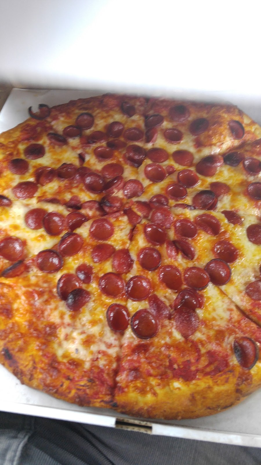 Moons Pizza | 4779 Transit Rd, Depew, NY 14043, USA | Phone: (716) 668-8111