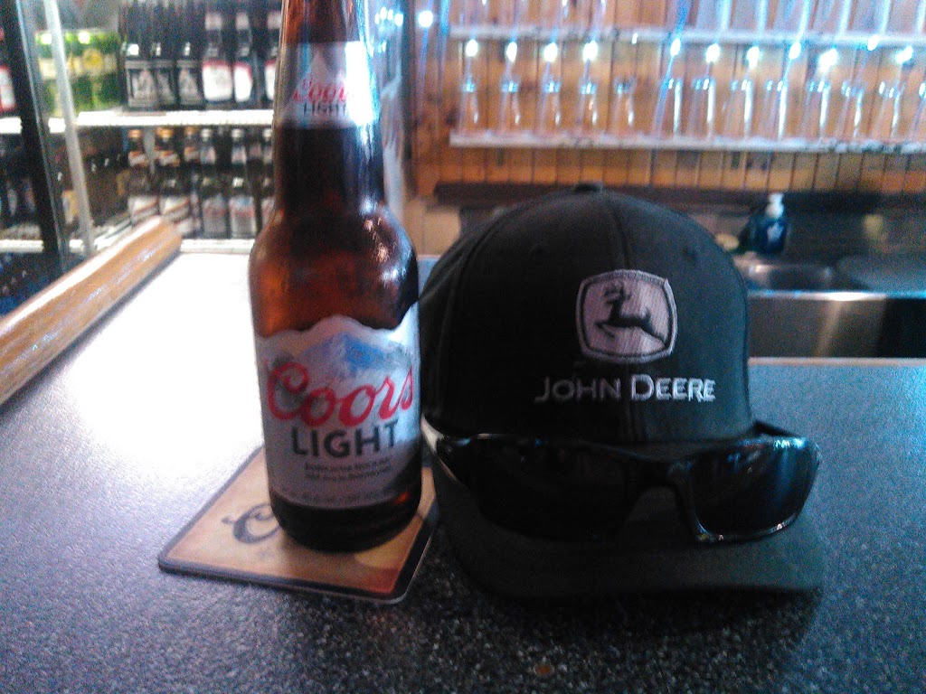 Seminole Bar & Grill | 3933 Seminole St, Windsor, ON N8Y 1Z1, Canada | Phone: (519) 944-0000