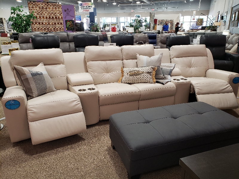 The Chesterfield Shop | 1248 Dundas St E, Mississauga, ON L4Y 2C1, Canada | Phone: (800) 721-0081