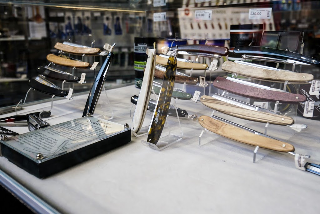 House of Knives | West Edmonton Mall, 170 St NW Unit 8882, Edmonton, AB T5T 4J2, Canada | Phone: (587) 520-0112
