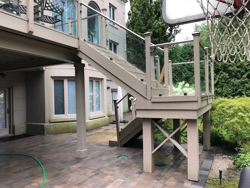 Barrie Deck Builders | 320 Bayfield St #45, Barrie, ON L4M 3C1, Canada | Phone: (705) 467-0629