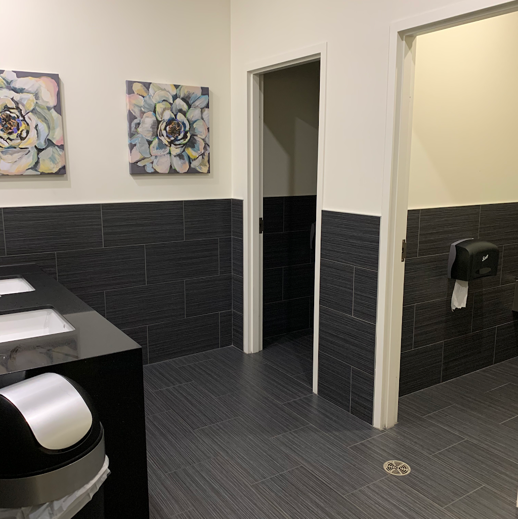 LASHMOPOLITAN | 507 Lakeshore Rd E, Unit #200 Suite #17, Mississauga, ON L5G 1H9, Canada | Phone: (647) 424-2254