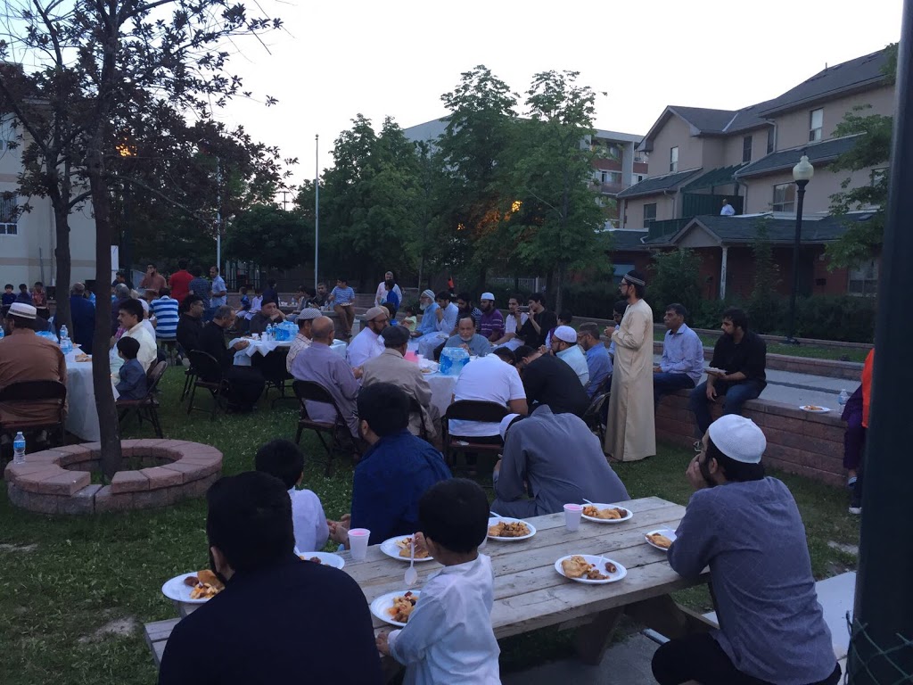 Shalimar Islamic Centre | 3024 Cedarglen Gate, Mississauga, ON L5C 4S3, Canada | Phone: (647) 920-3024