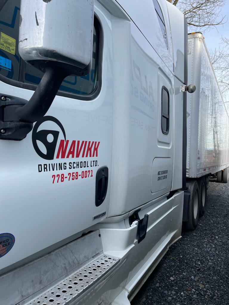 Navikk driving school | 15410 68 Ave, Surrey, BC V3S 2B9, Canada | Phone: (778) 758-0071