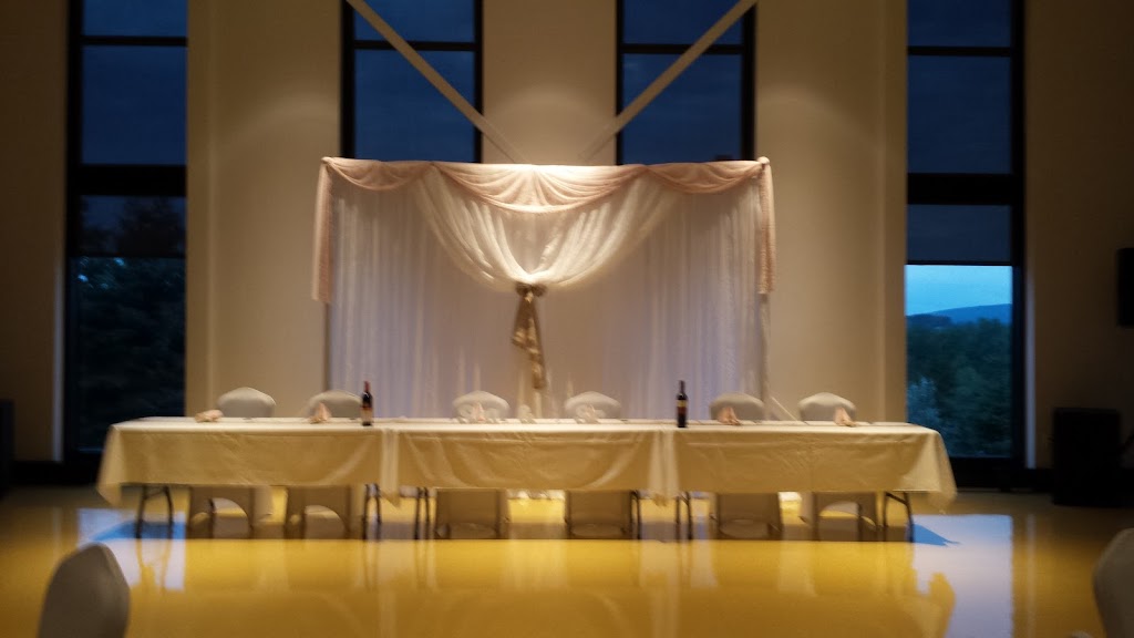 Les mariages de mlle B | Île Perrot, 84 Prom Saint-Louis, Notre-Dame-de-lÎle-Perrot, QC J7V 7P2, Canada | Phone: (514) 726-0840