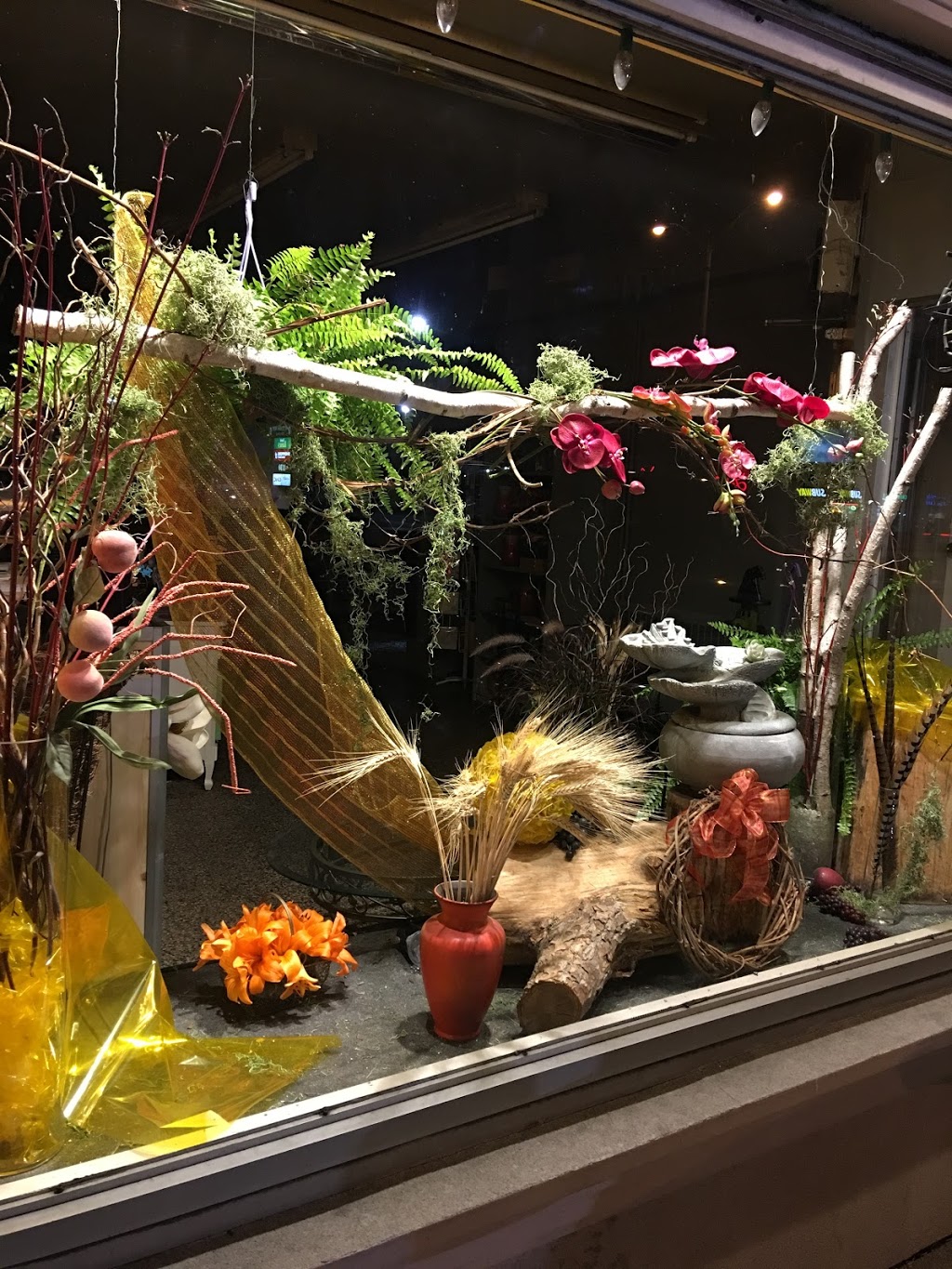 Flowers in West Hill | 4518 Kingston Rd, Scarborough, ON M1E 2N8, Canada | Phone: (416) 873-7783