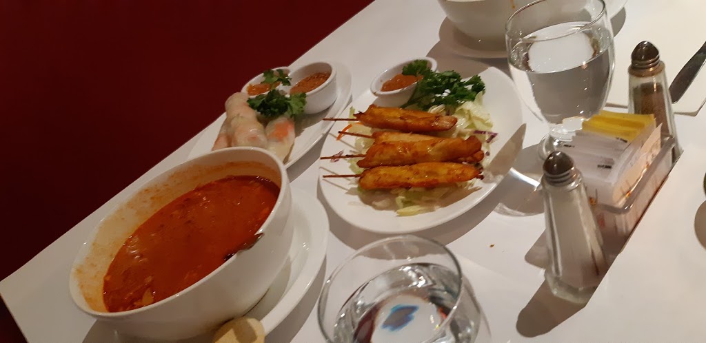 Restaurant Paya Thai | 6655 Boulevard Pierre-Bertrand, Québec, QC G2K 1M1, Canada | Phone: (418) 628-2671
