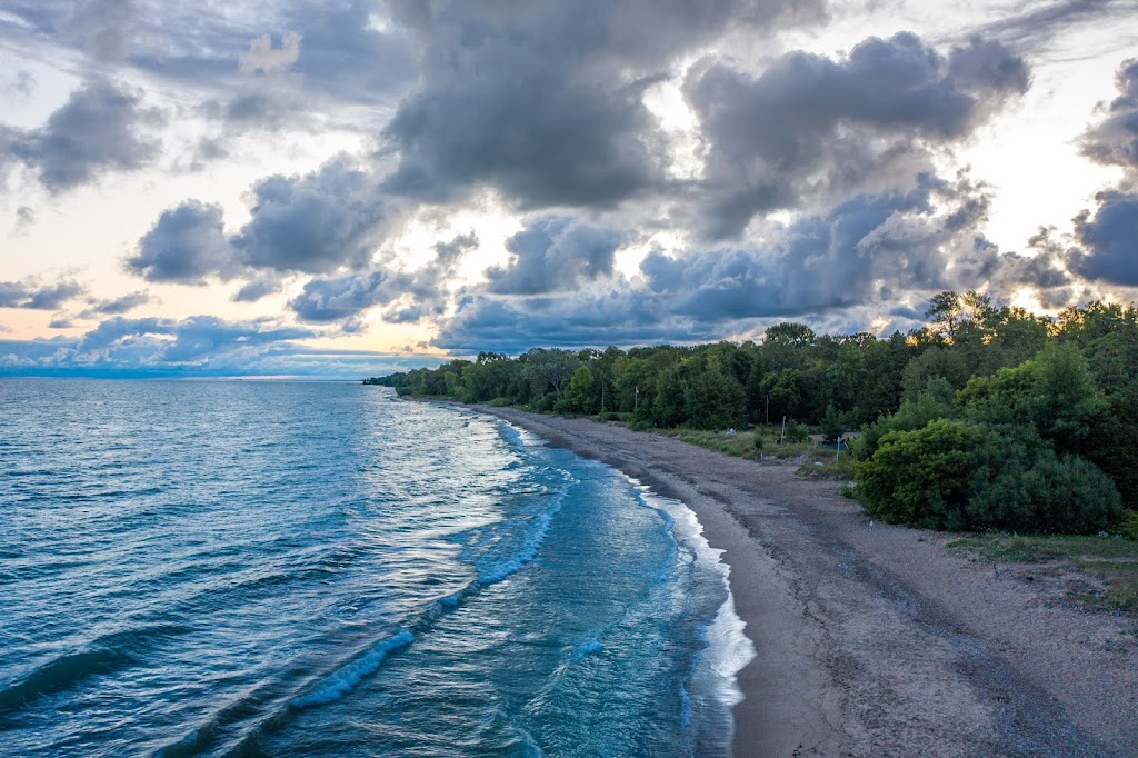 Point Clark Lighthouse National Historic Site | 530 Lighthouse Rd, Point Clark, ON N2Z 2X3, Canada | Phone: (519) 395-2494