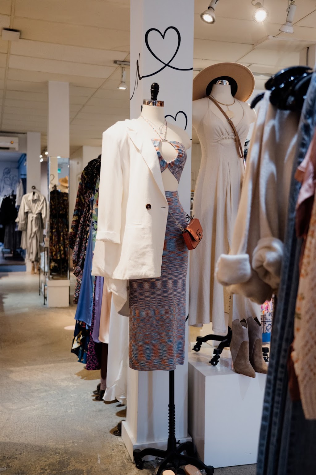 The Latest Scoop | 2242 W 4th Ave, Vancouver, BC V6K 1N8, Canada | Phone: (778) 379-1400