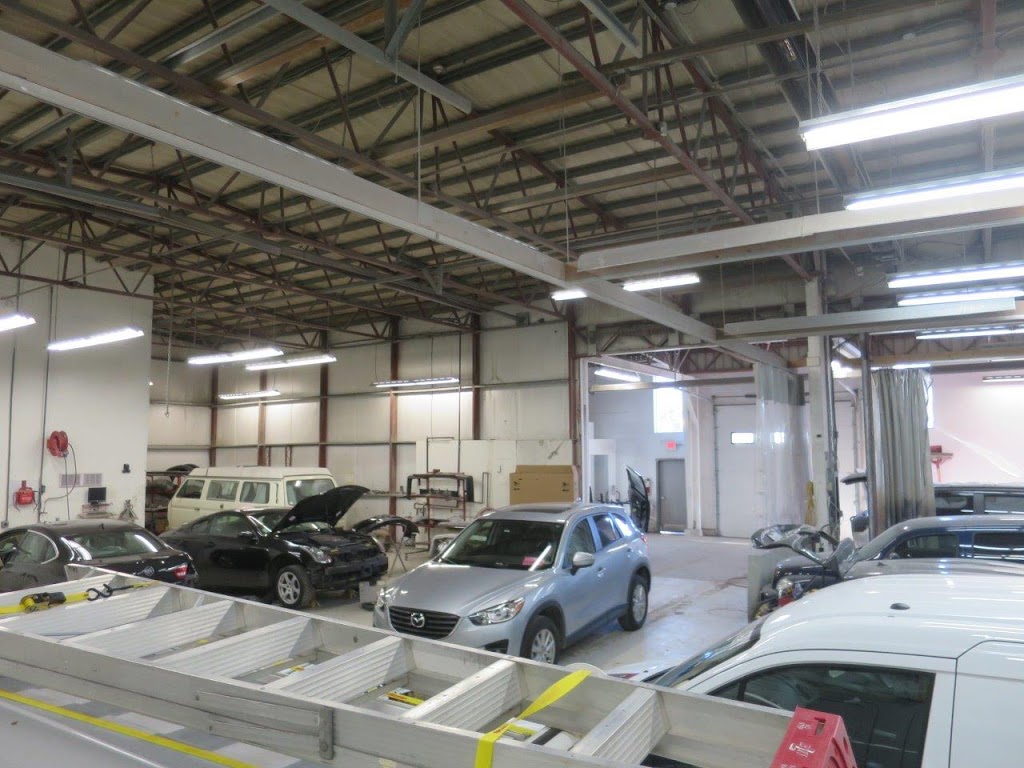 CSN - DUNCAN | Auto Body | 1009 Industrial Way, Squamish, BC V8B 0H1, Canada | Phone: (604) 892-6333