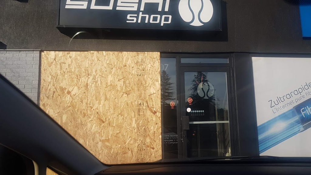 Sushi Shop | 907 Boulevard de Périgny, Chambly, QC J3L 4W5, Canada | Phone: (450) 715-1092