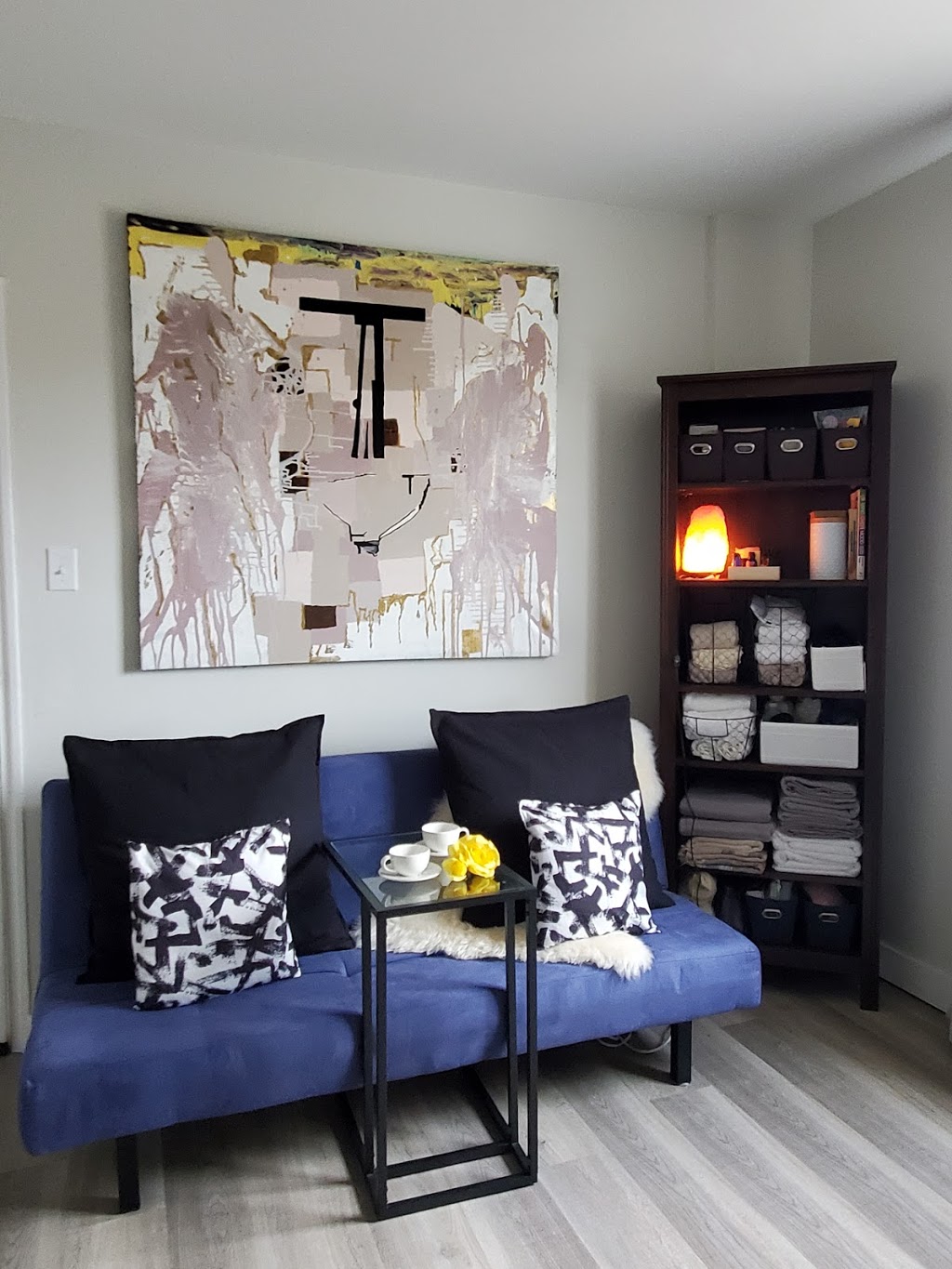 Lou Lou Skins | Park Lawn Rd, Etobicoke, ON M8Y 1T9, Canada | Phone: (647) 303-0931