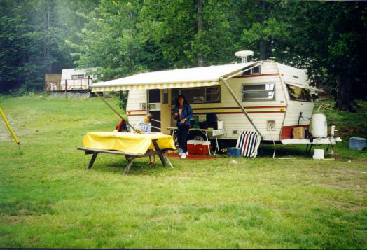 Monetville Tavern & Lodge | 53 Shanty Bay Rd, Monetville, ON P0M 2K0, Canada | Phone: (705) 898-2921