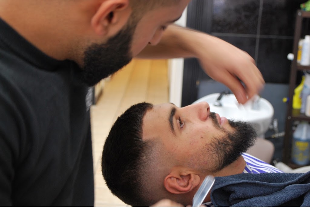 Tip Top Barber Shop | 224 - 1440 52 St NE, Calgary, AB T2A 4T8, Canada | Phone: (403) 207-6962