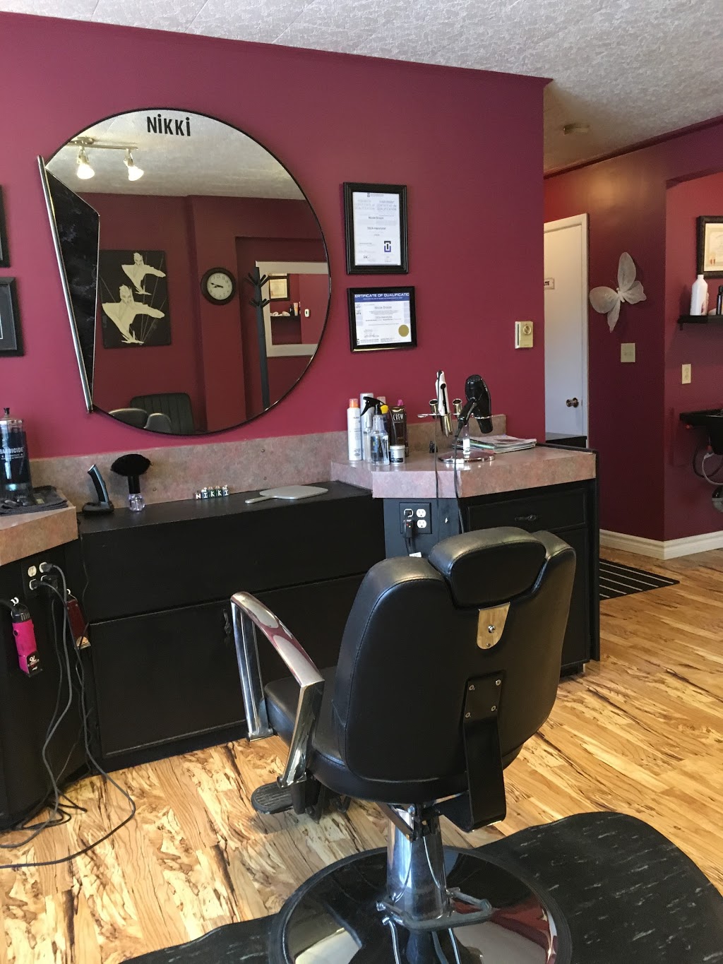 Black Tie Barber Shop | 43 Henderson St, Elora, ON N0B 1S0, Canada | Phone: (519) 846-1229