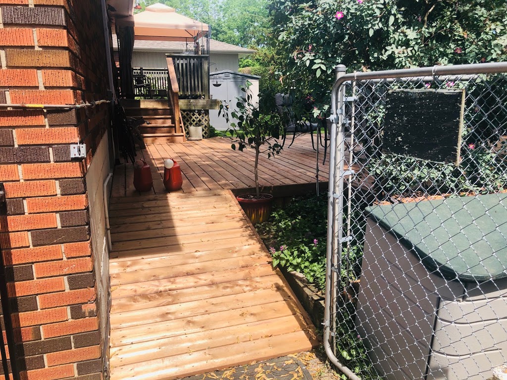 Hickory Dickory Decks Ancaster/ Binbrook | 85 Glenhollow Dr, Stoney Creek, ON L8J 3R6, Canada | Phone: (905) 689-4774