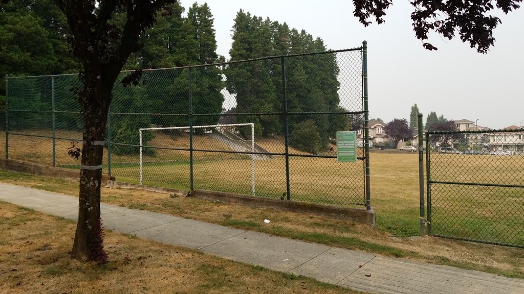 Sir Matthew Begbie Elementary School | 1430 Lillooet St, Vancouver, BC V5K 4H6, Canada | Phone: (604) 713-4686