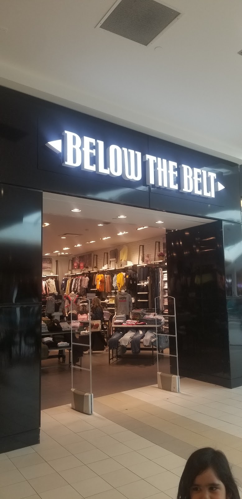 Below The Belt | 17600 Yonge St HH7, Newmarket, ON L3Y 4Z1, Canada | Phone: (905) 853-5552